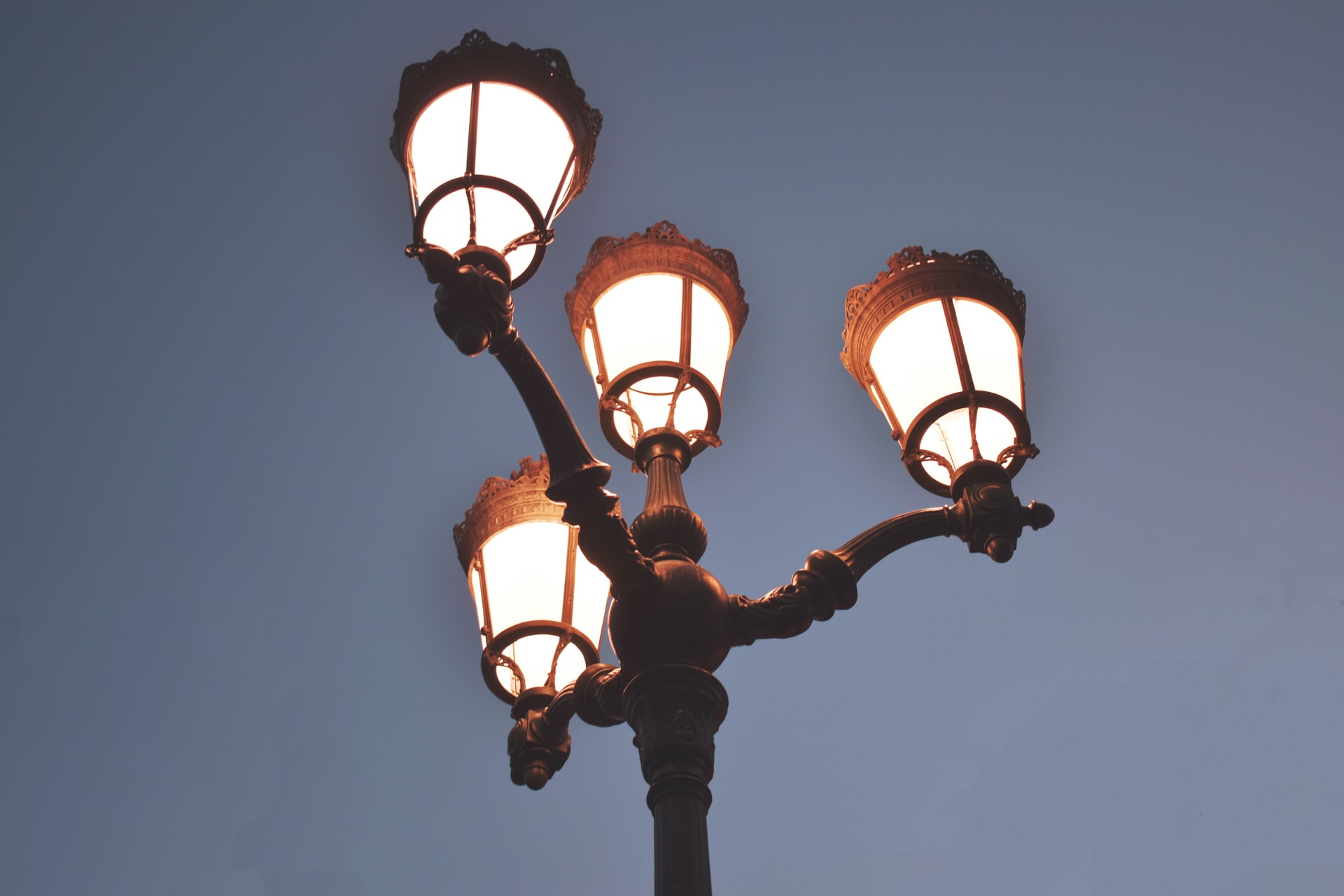 Smart street lighting - Harnessing the pole position